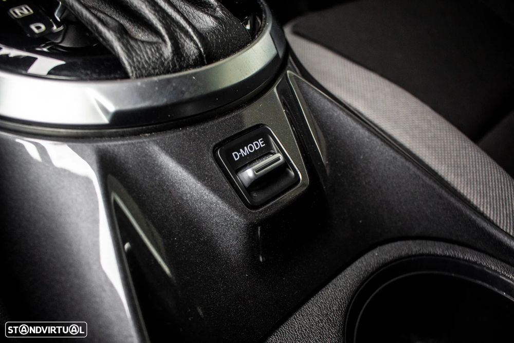 Nissan Juke 1.0 DIG-T N-Connecta DCT - 23