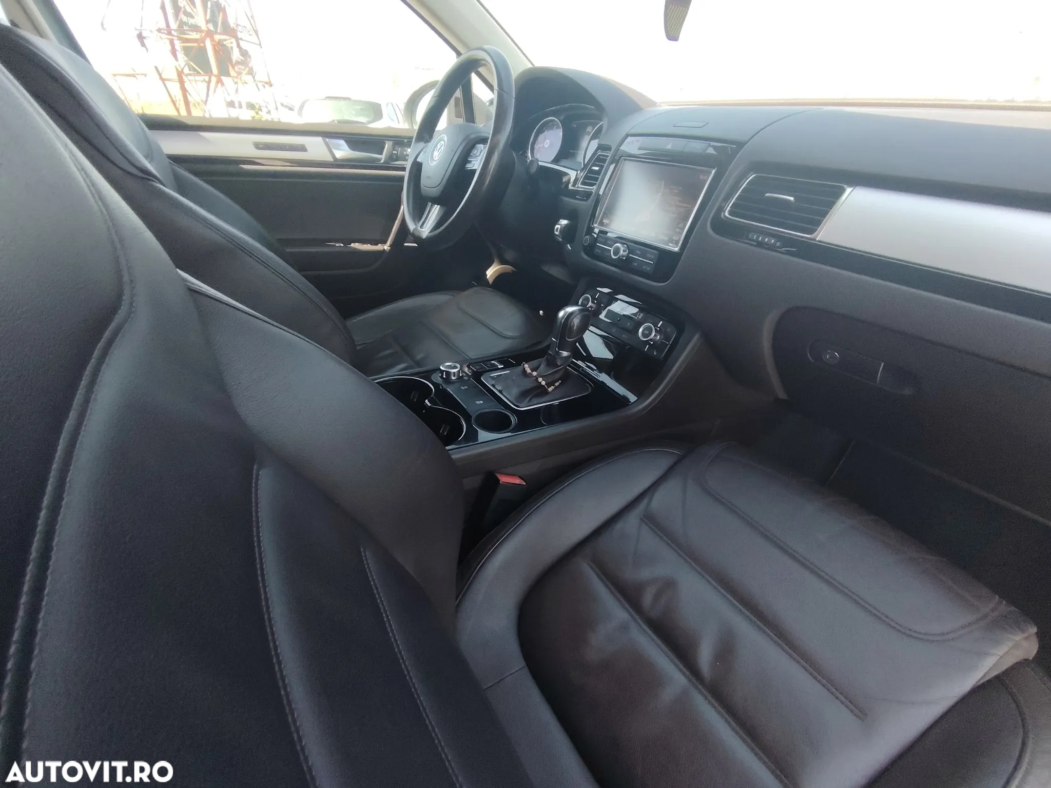 Volkswagen Touareg 3.0 V6 TDI BMT - 3