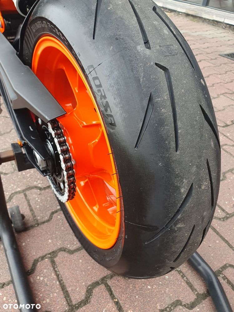 KTM DUKE 890 - 13