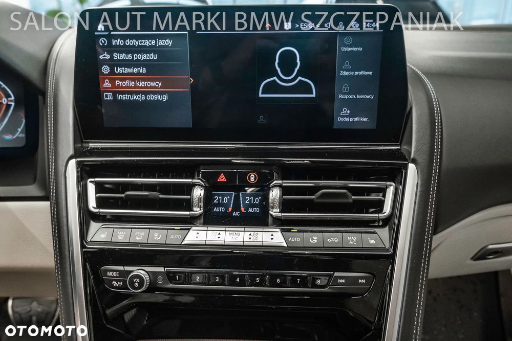 BMW Seria 8 840i xDrive - 16