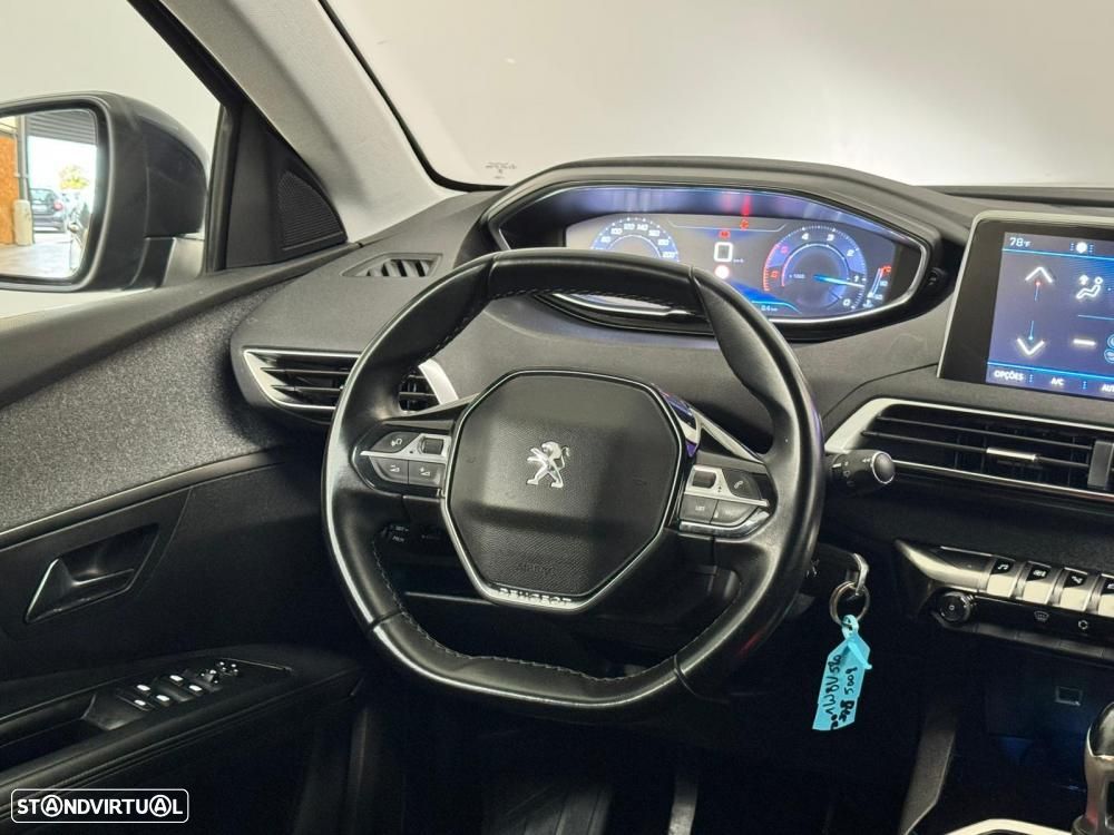 Peugeot 5008 1.5 BlueHDi Allure - 28