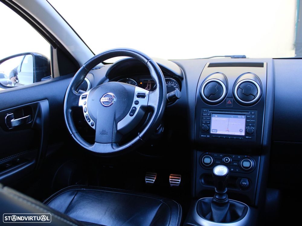 Nissan Qashqai +2 1.5 dCi Tekna Premium 18 - 26