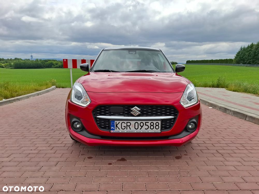 Suzuki Swift 1.2 Dualjet SHVS Premium Plus CVT - 4