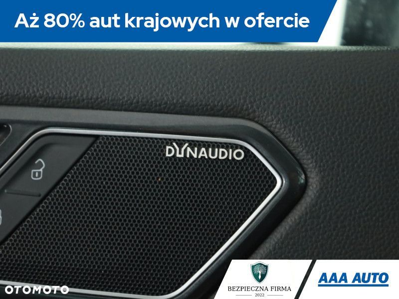 Volkswagen Tiguan - 11