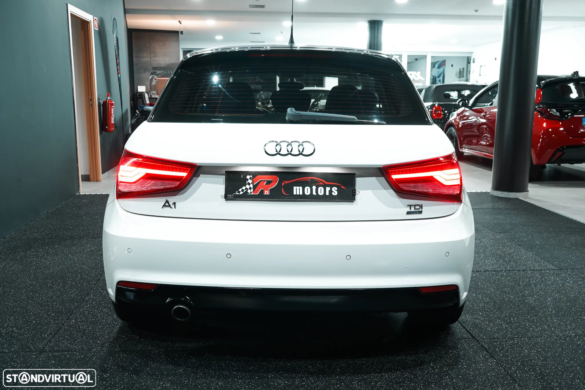 Audi A1 1.4 TDI S-line - 8