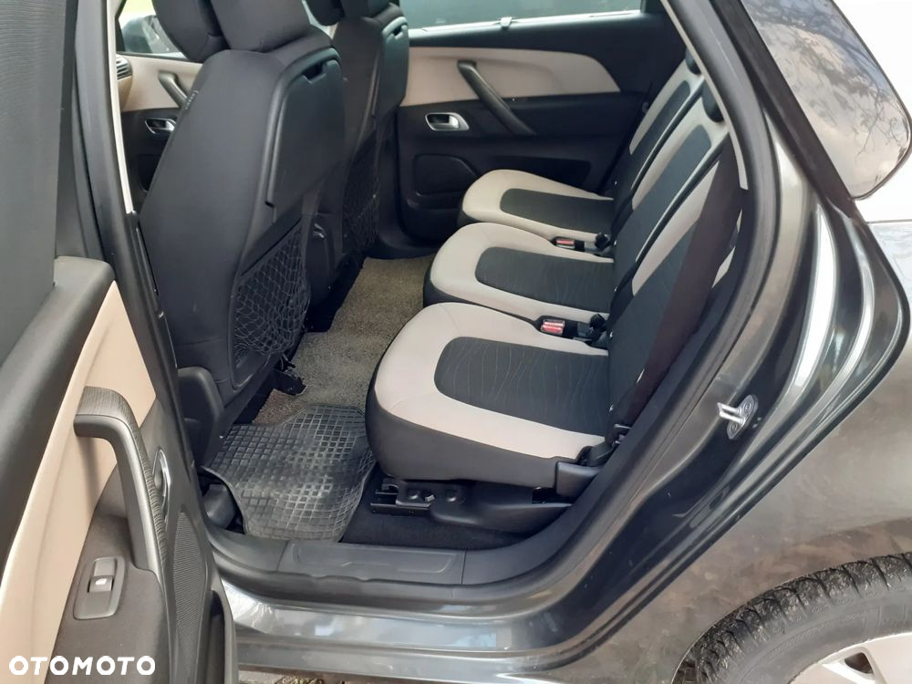 Citroën C4 Picasso e-HDi 115 ETG6 Exclusive - 16