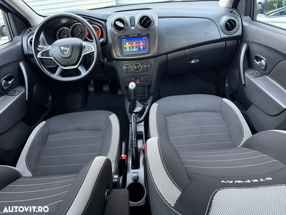 Dacia Logan Stepway 0.9 TCe - 17