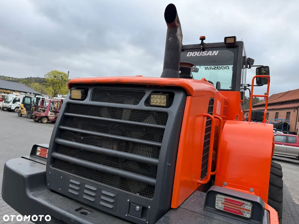 Doosan DL300 - 15