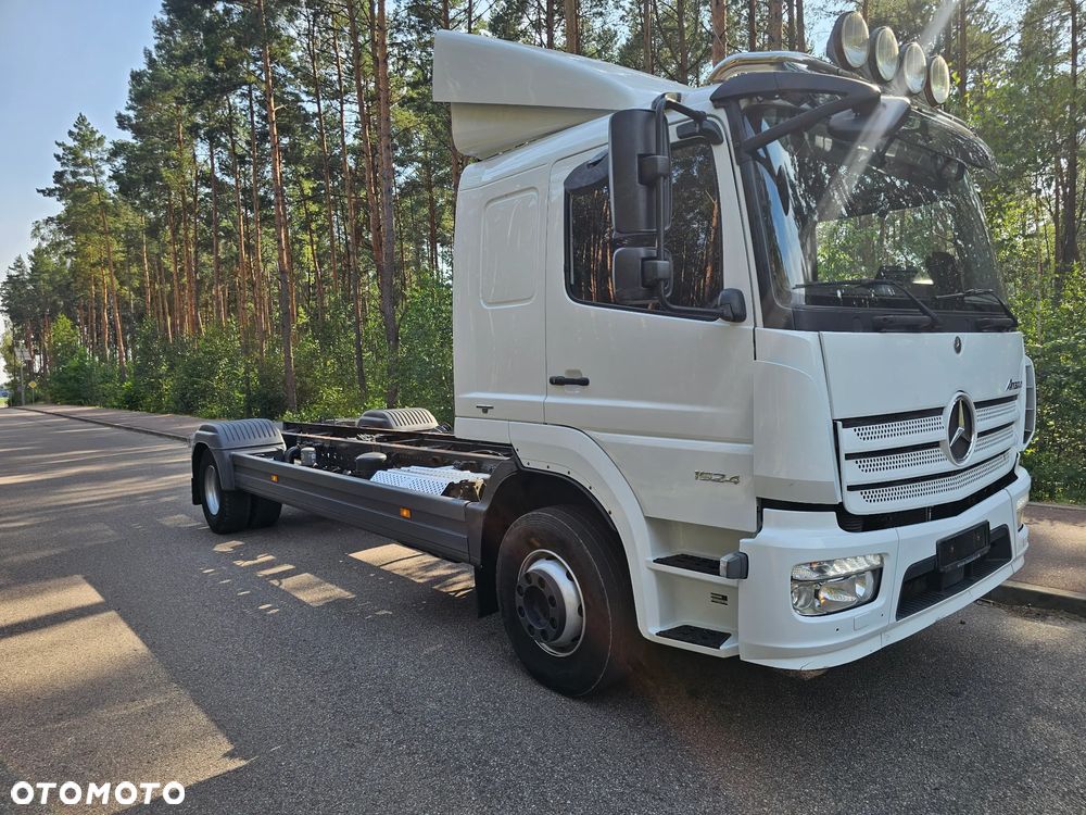 Mercedes-Benz 1624 - 17