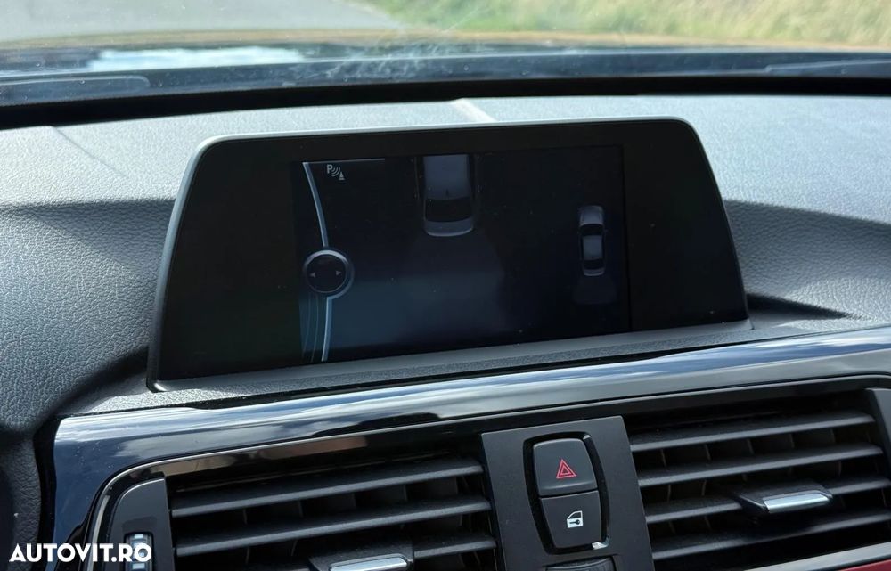 BMW Seria 3 320i Efficient Dynamics Edition Sport Line - 11