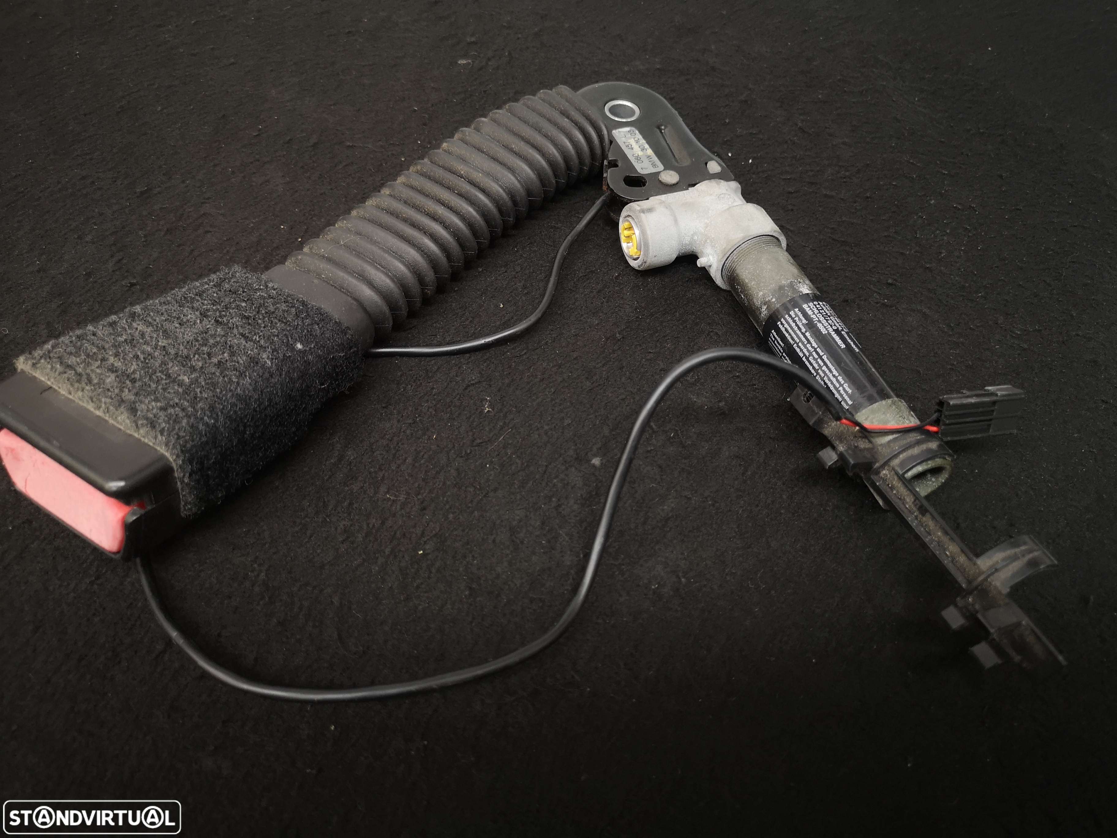 Cinto de Segurança frente esquerda  Pre-Tensor BMW5 bmw6 e60 e61 e63 e64 2003+ - 3