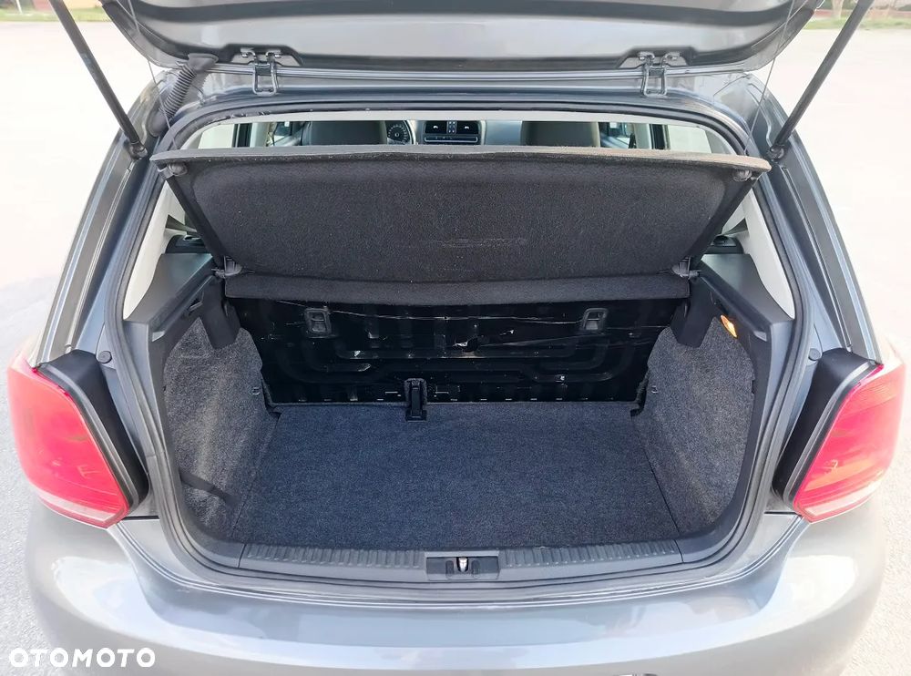 Volkswagen Polo 1.4 16V Comfortline - 35