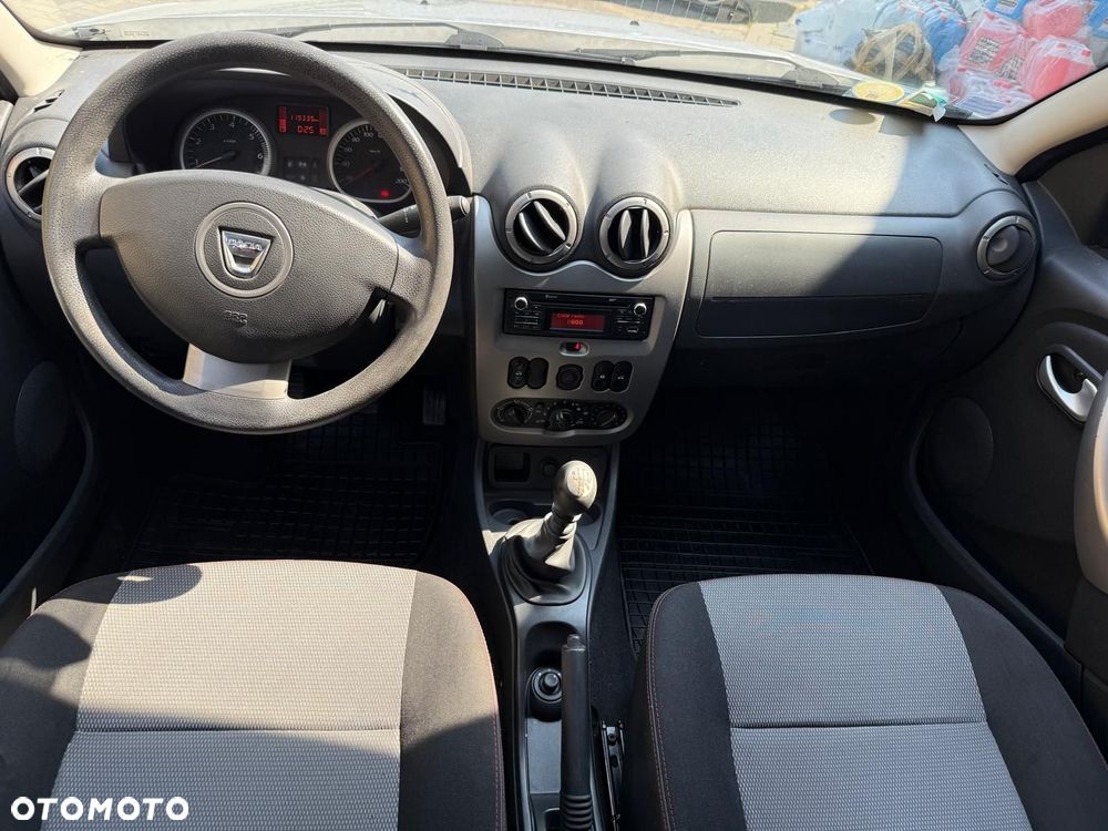 Dacia Duster dCi 110 FAP 4x2 Laureate - 8