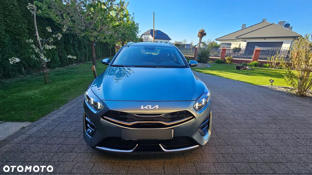 Kia Ceed - 9