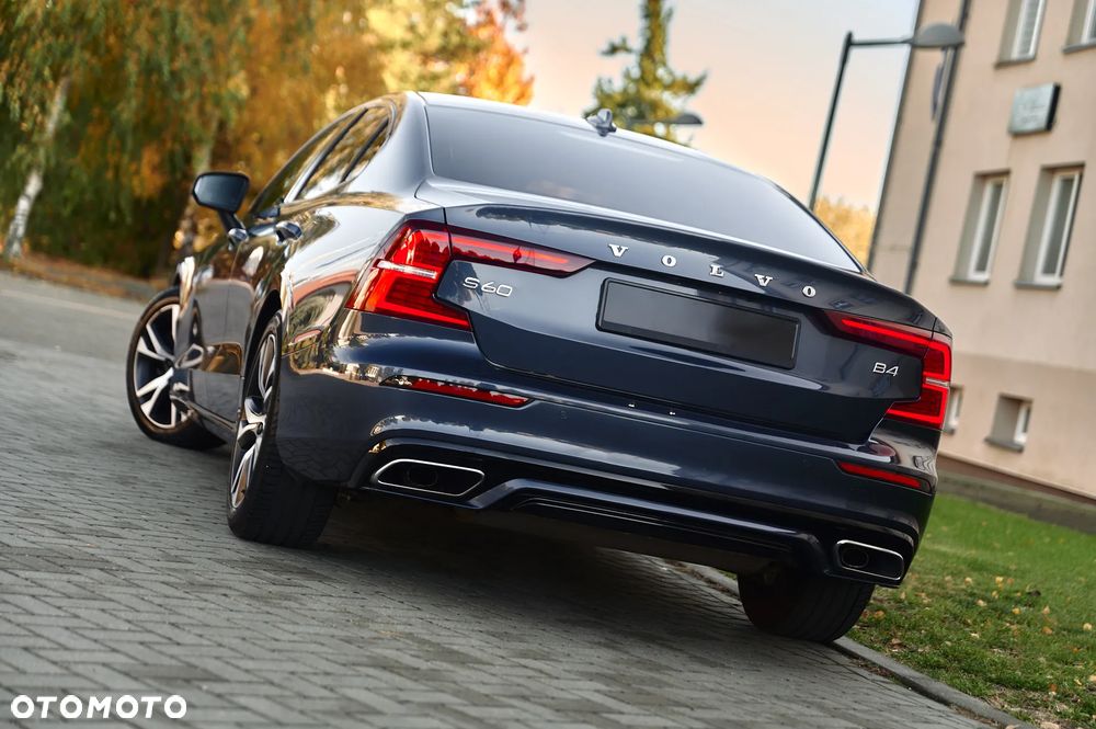 Volvo S60 B4 B R-Design - 10