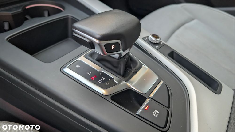 Audi A4 Avant 35 TFSI S tronic - 6