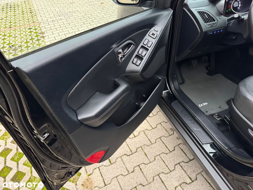 Hyundai ix35 2.0 CRDi 4WD Premium - 12