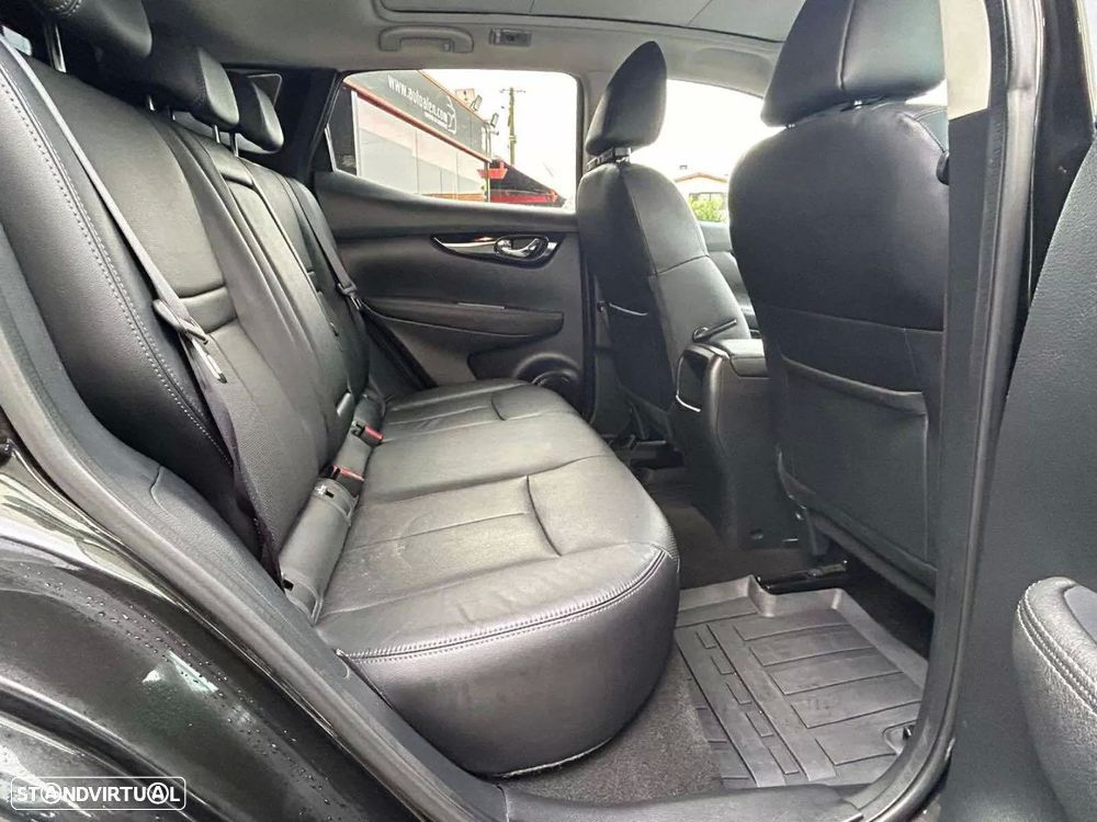 Nissan Qashqai 1.5 dCi N-Connecta 18 - 18