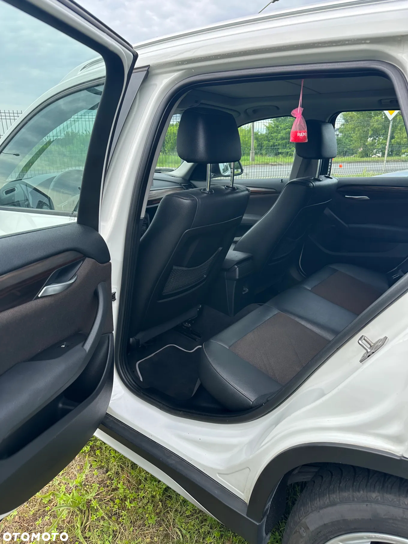 BMW X1 xDrive18d - 14