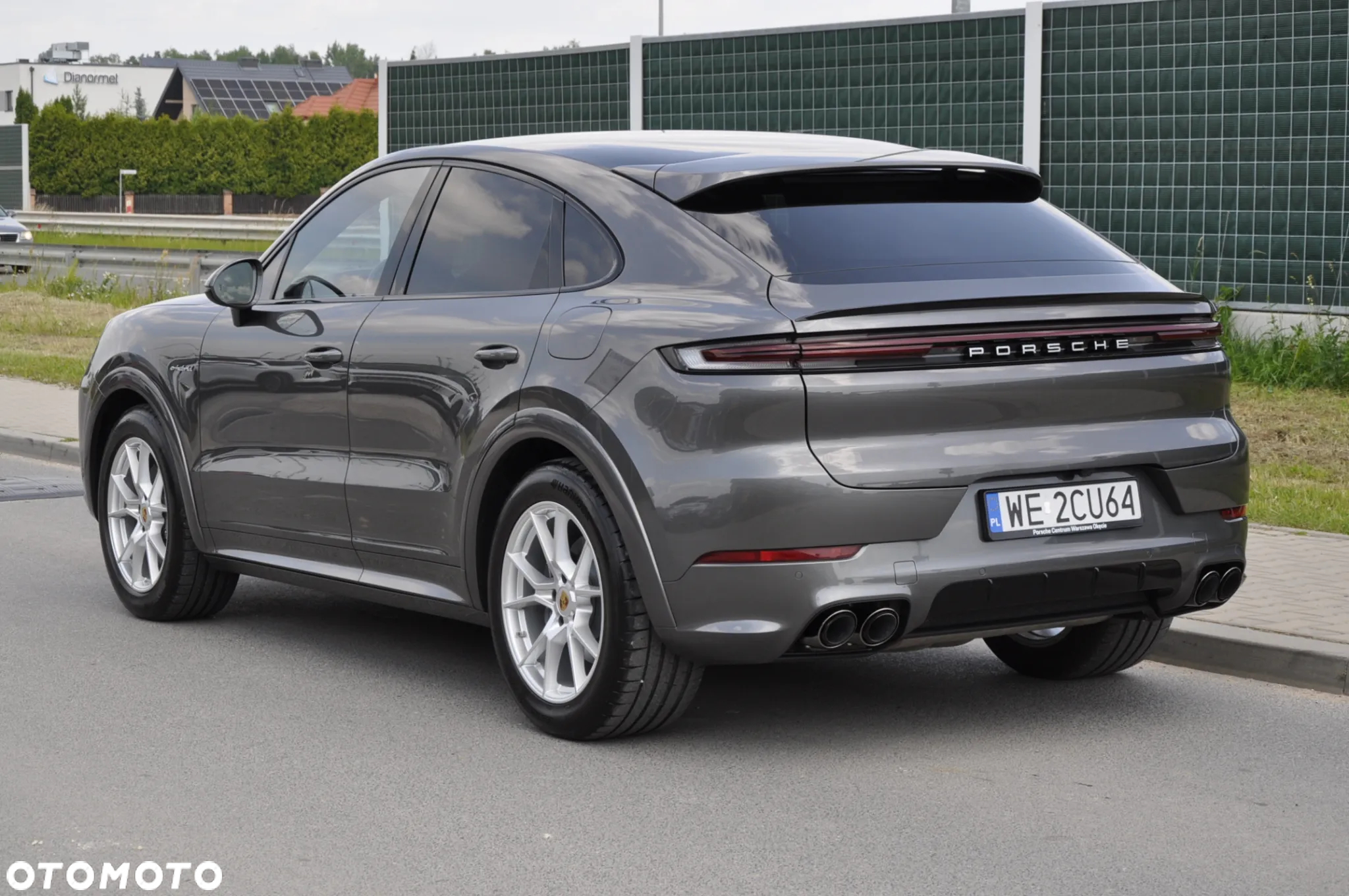 Porsche Cayenne Coupe E-Hybrid PHEV - 24