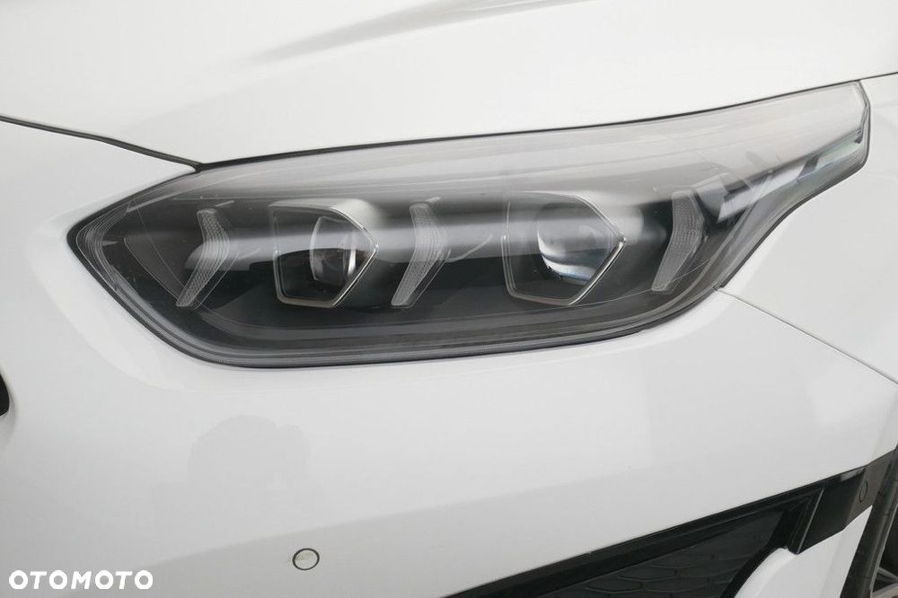 Kia ProCeed - 13
