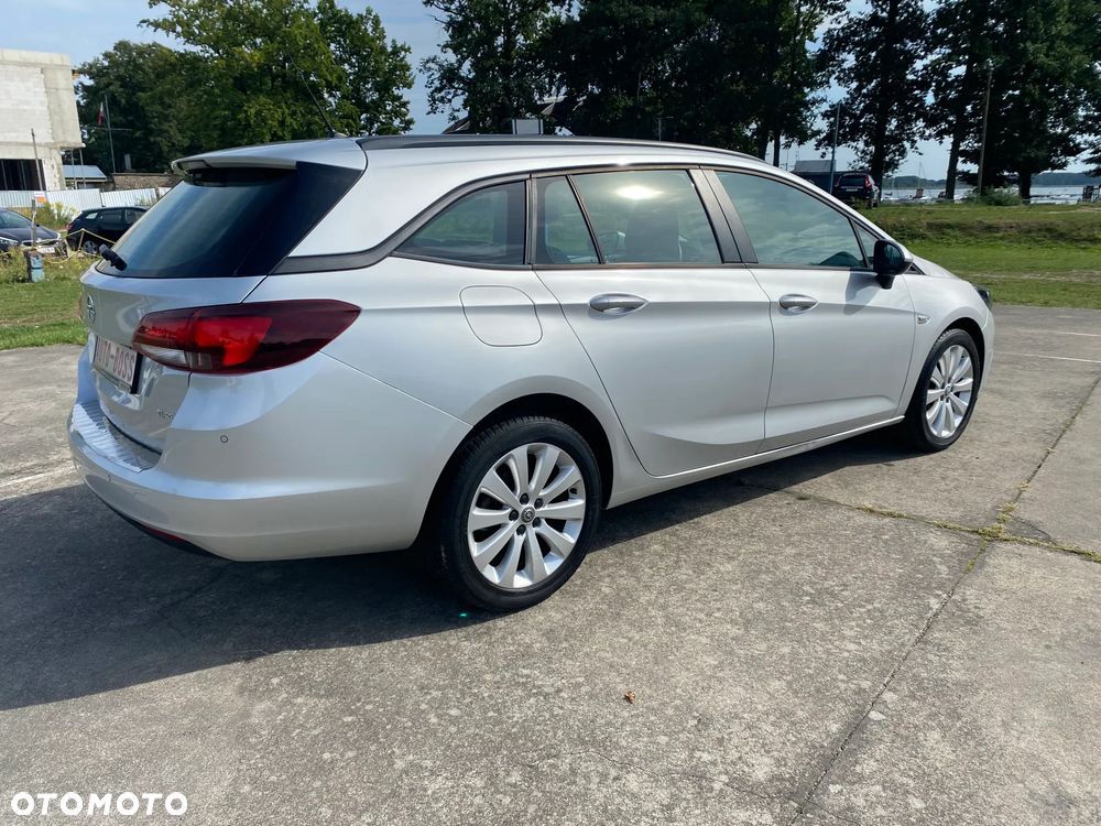 Opel Astra 1.4 T Elite S&S - 9