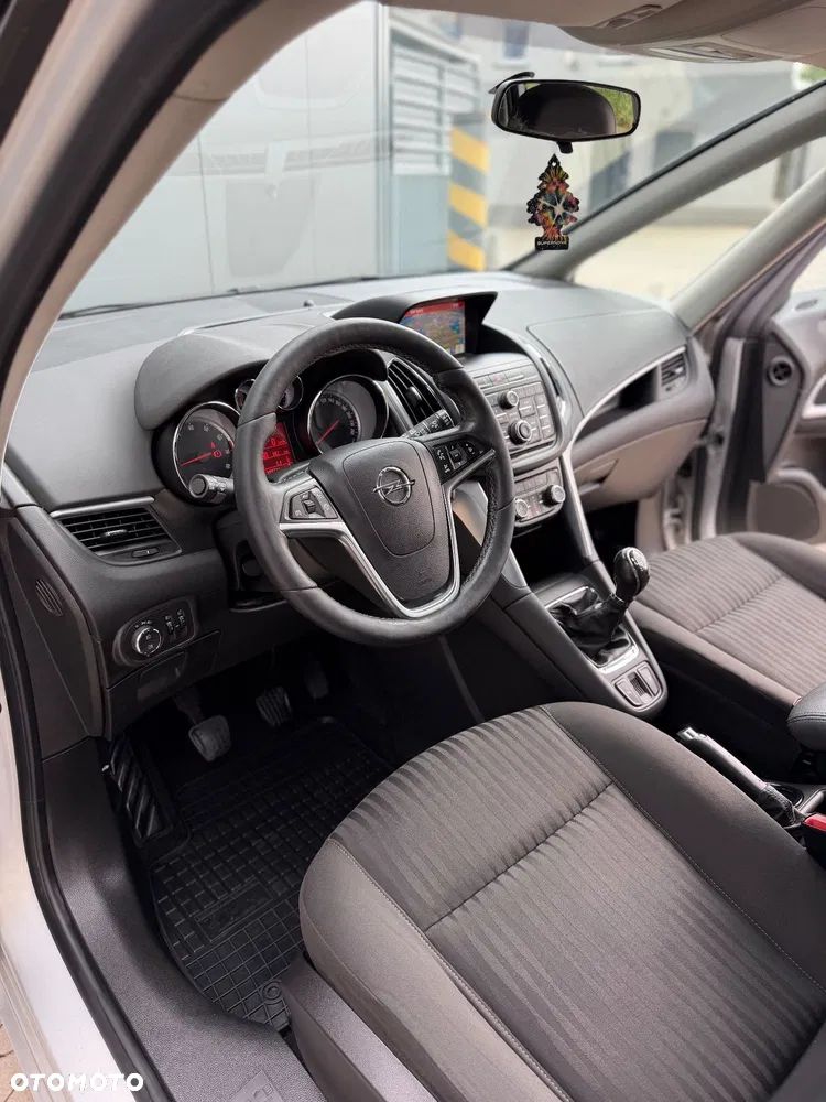 Opel Zafira 1.4 Turbo (ecoFLEX) Start/Stop Business Innovation - 21