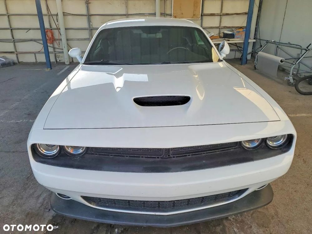 Dodge Challenger 3.6 GT AWD - 5