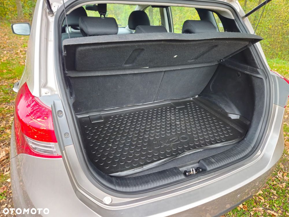 Hyundai Ix20 2017 photo 5