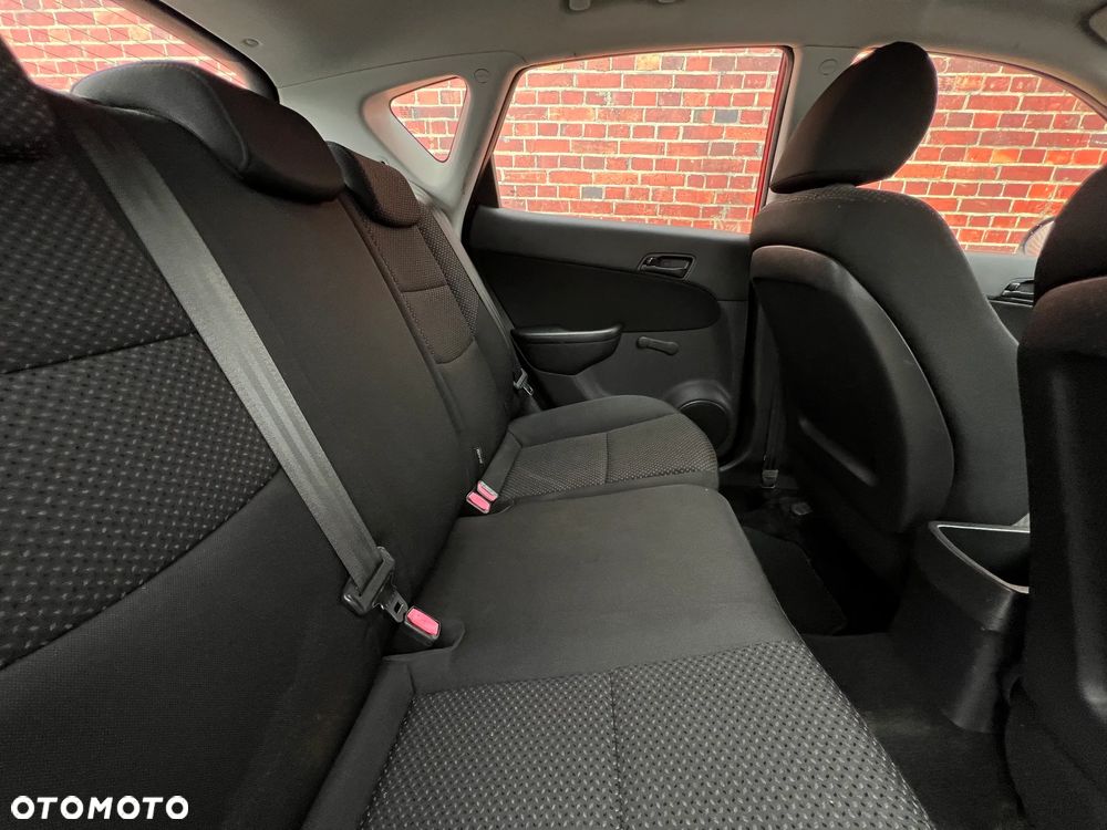 Hyundai i30 - 19