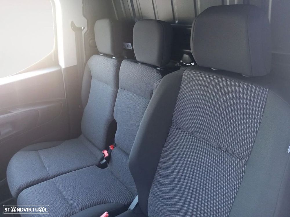 Peugeot e-Partner Standard - 15