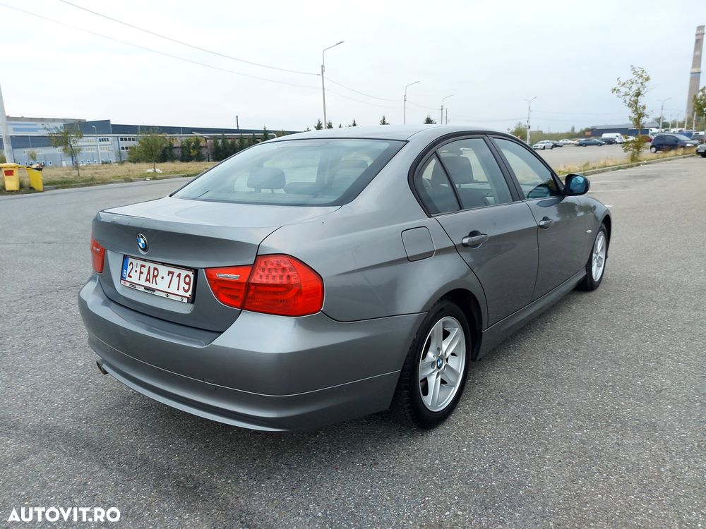 BMW Seria 3 - 12