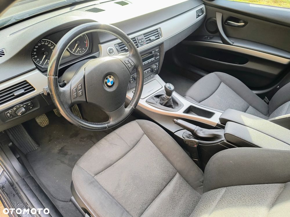 BMW Seria 3 - 14