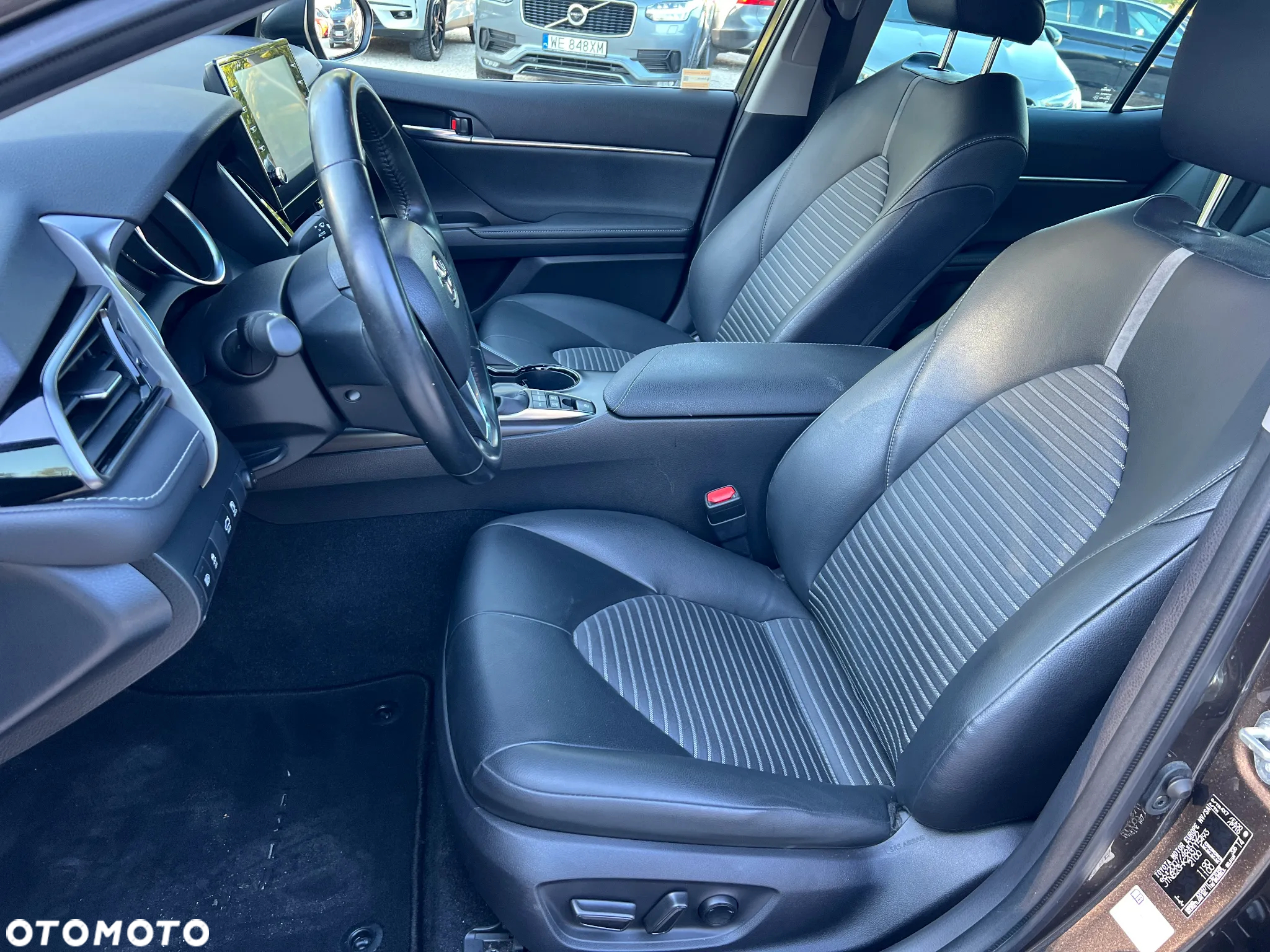 Toyota Camry - 8