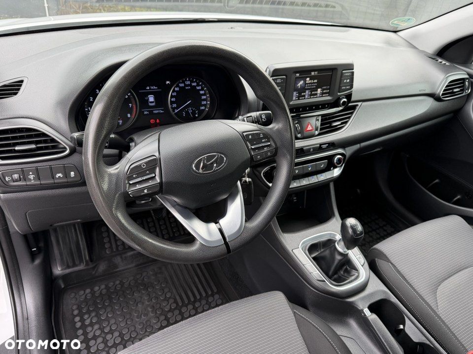 Hyundai i30 1.4 Passion Plus - 18