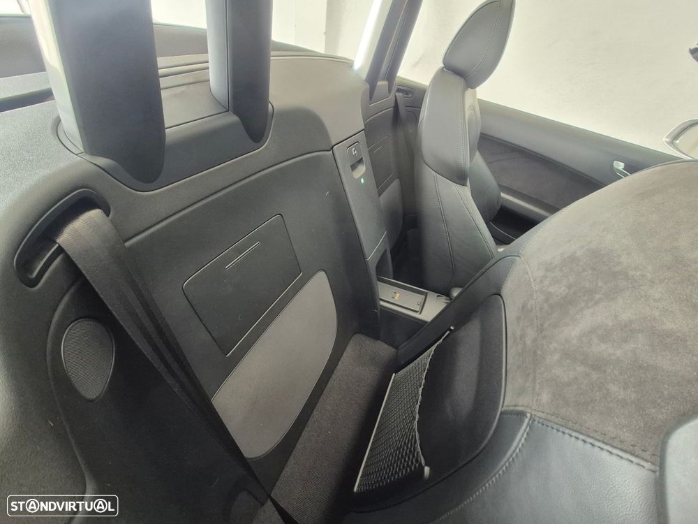 Audi TT Roadster 2.0 TFSi - 27
