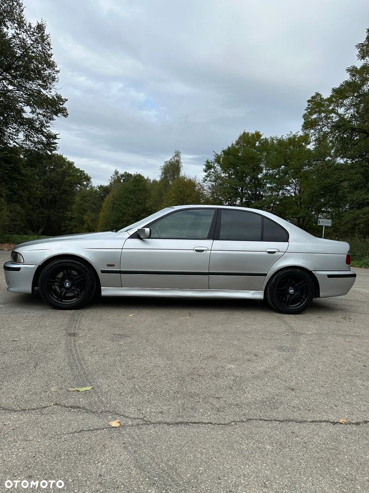 BMW 5 Series 1999 photo 4