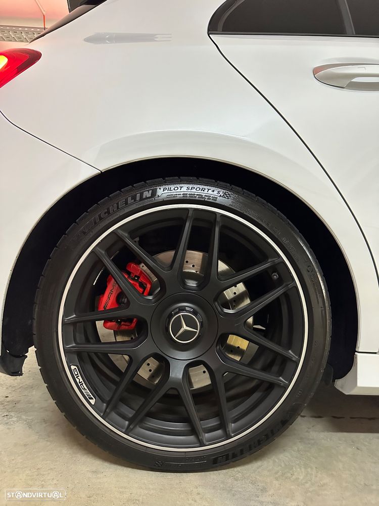 Mercedes-Benz A 45 AMG S 4Matic+ - 11