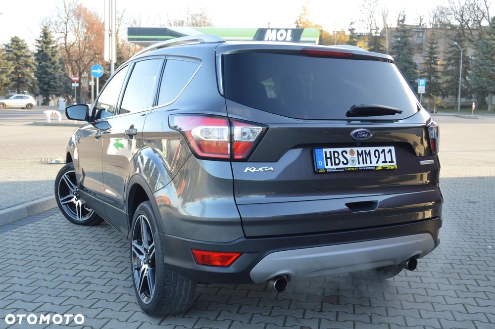 Ford Kuga 1.5 EcoBoost 2x4 Titanium - 15