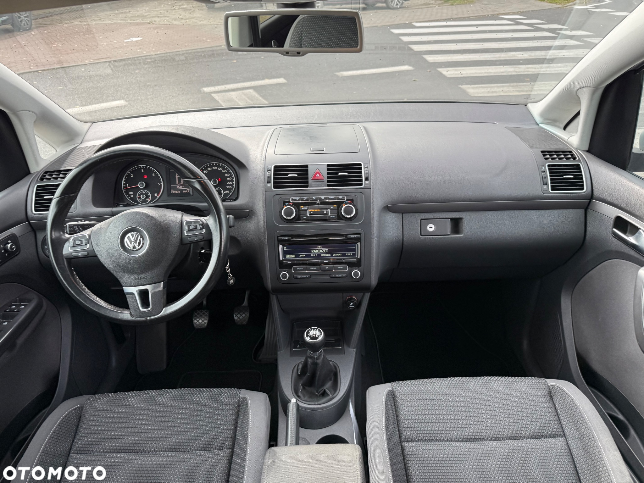 Volkswagen Touran 1.6 TDI DPF BlueMotion Technology Trendline - 7