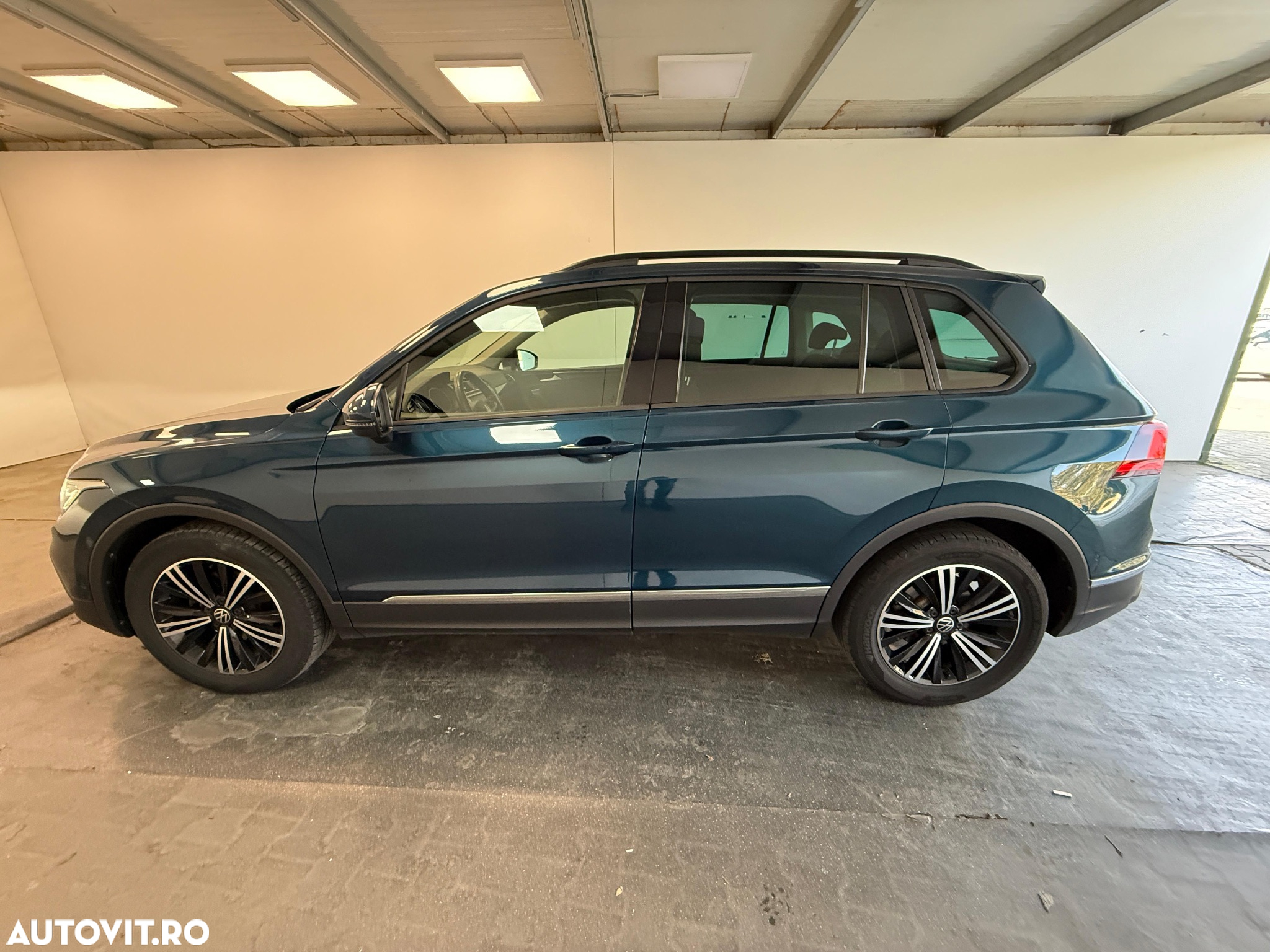 Volkswagen Tiguan 1.5 TSI ACT DSG Comfortline - 32