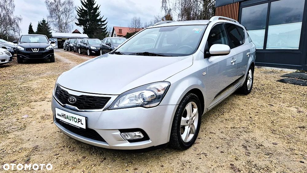 Kia Ceed 1.4 CVVT Dream-Team Edition - 31