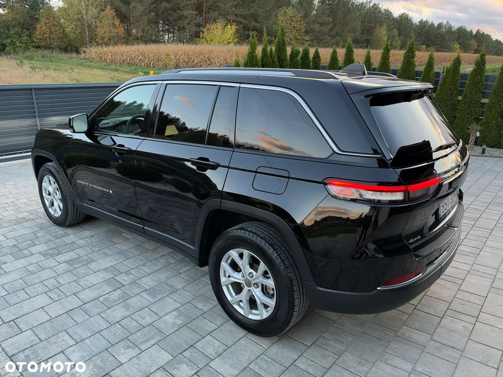 Jeep Grand Cherokee - 14