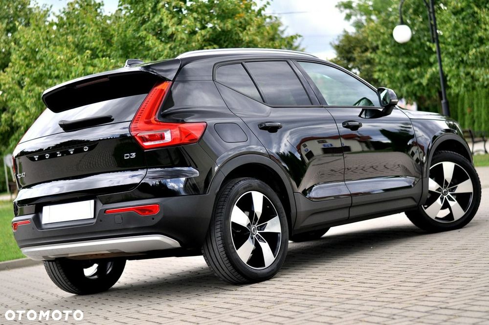 Volvo XC 40 D3 Momentum Pro - 3
