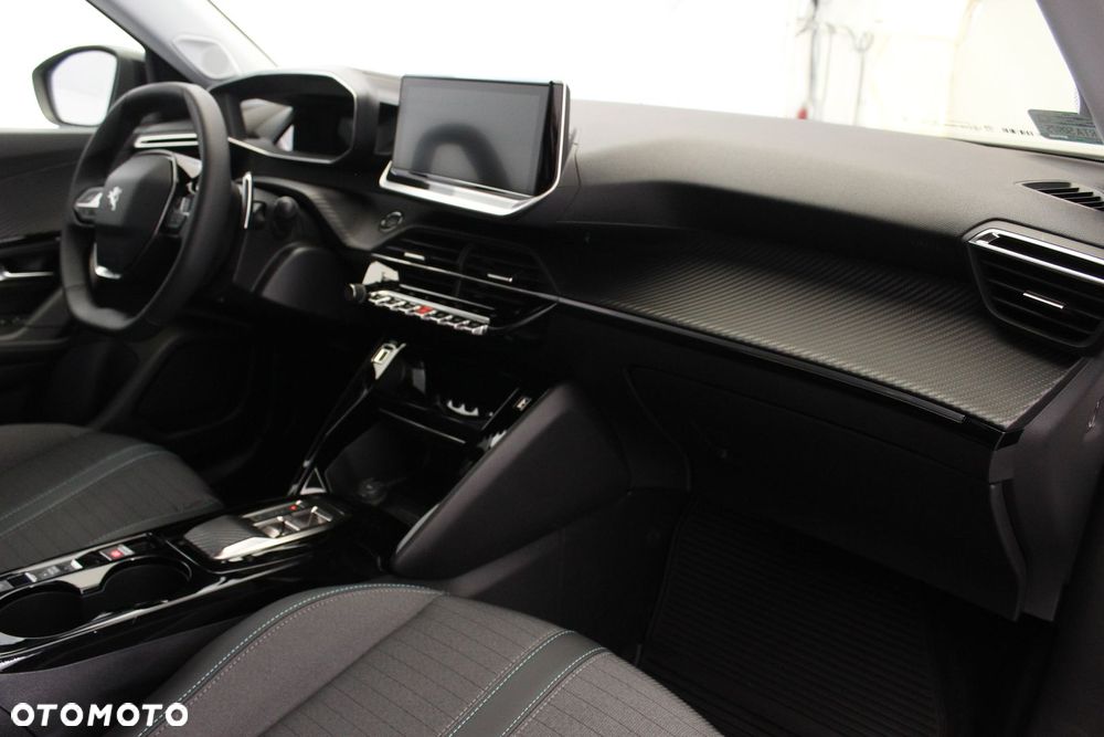 Peugeot 2008 1.2 PureTech Allure Pack S&S EAT8 - 24