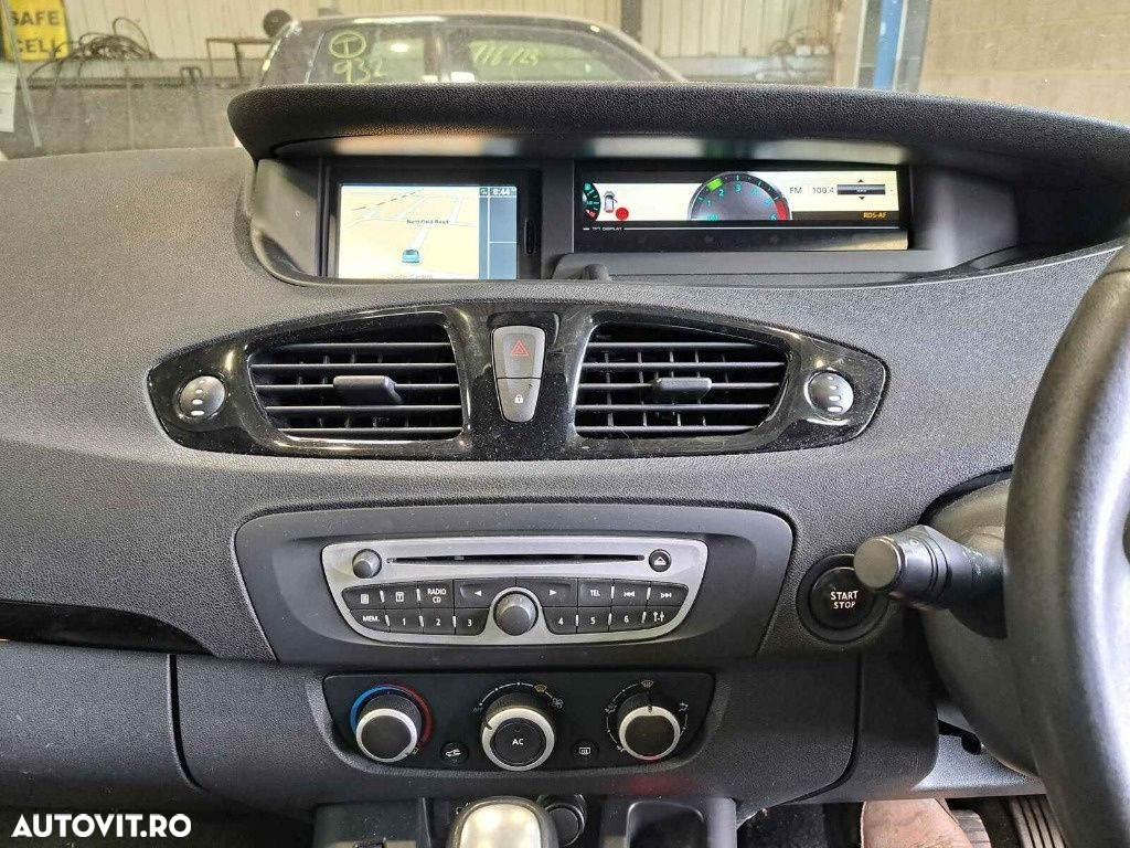 Maneta stergator Renault Scenic 3 2011 MONOVOLUM 1.5 dCI - 9