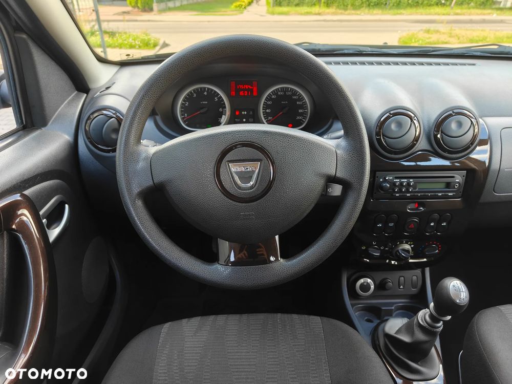Dacia Duster SCe 115 4x4 Prestige - 8