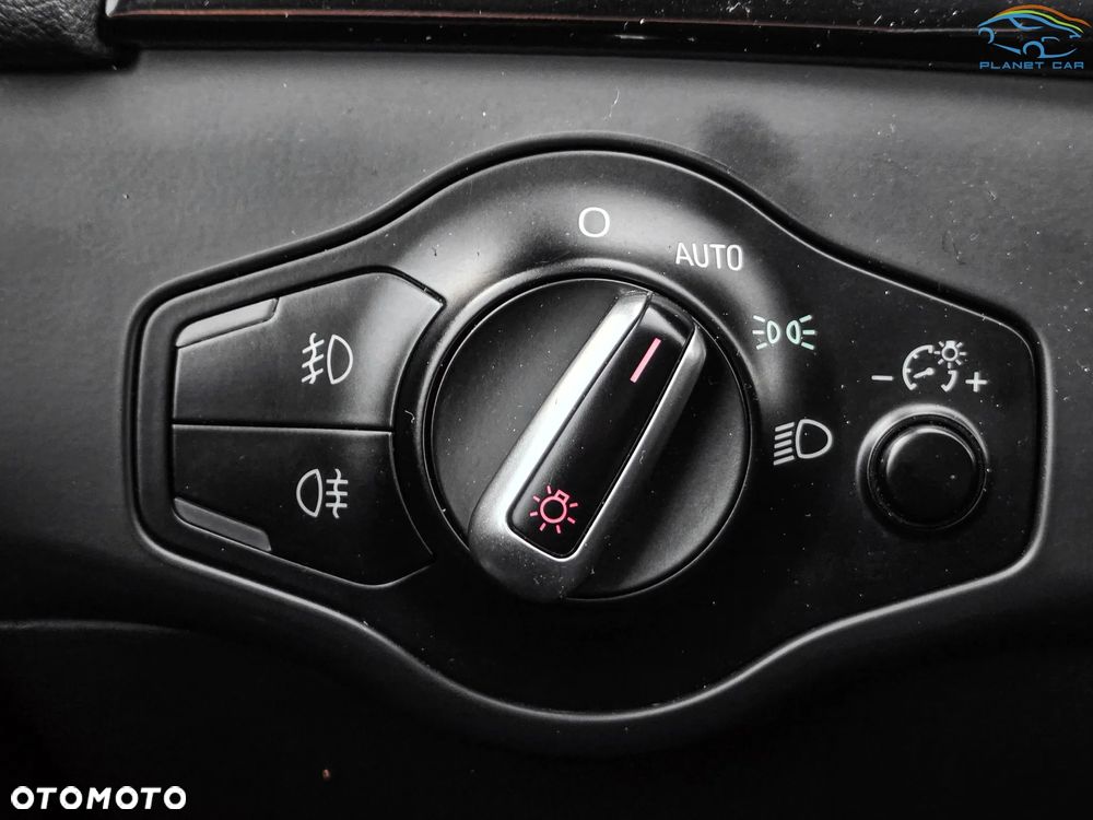 Audi A4 Avant 2.0 TDI DPF quattro S line Sportpaket - 30