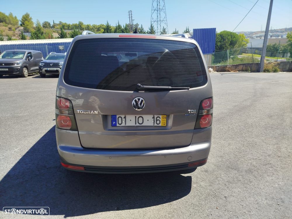 VW Touran - 4