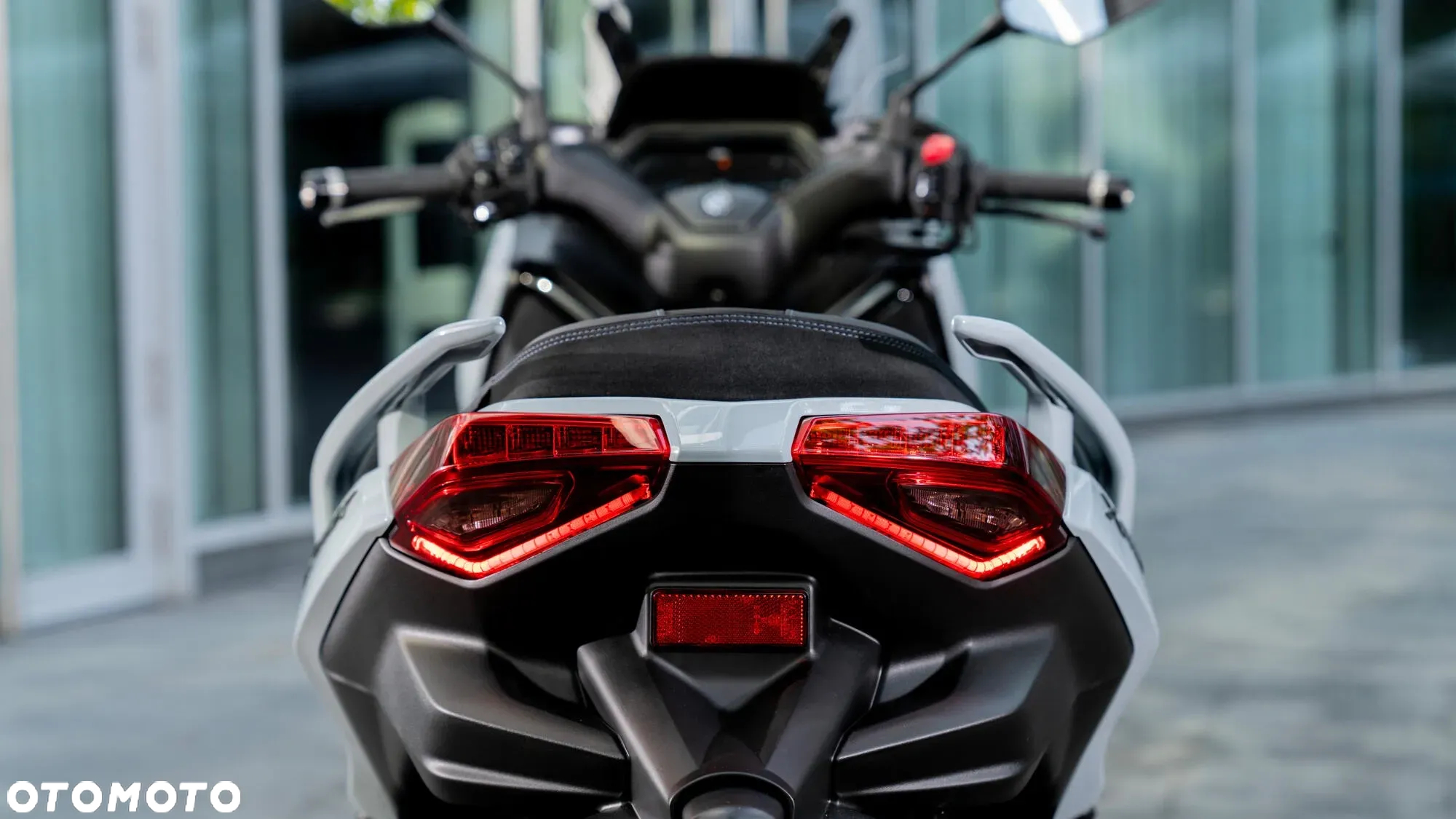 Yamaha X-max - 3